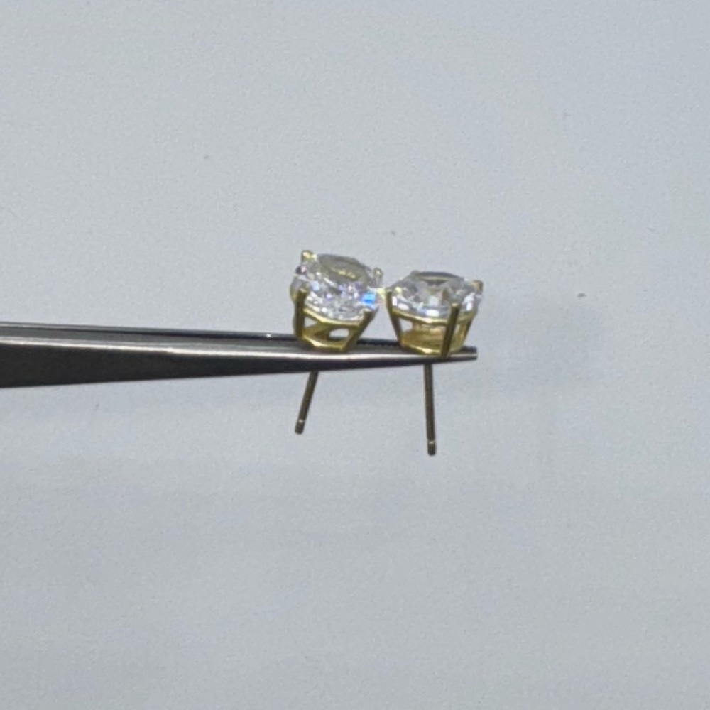 18k 2ct Brilliant Cut Studs - Picture 6 of 13